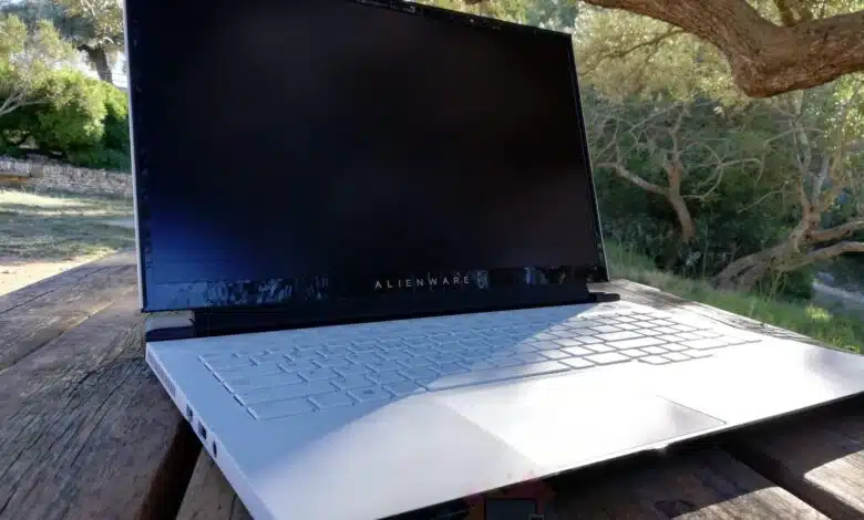 Portatil Alienware M15 R3 (24) review analisis