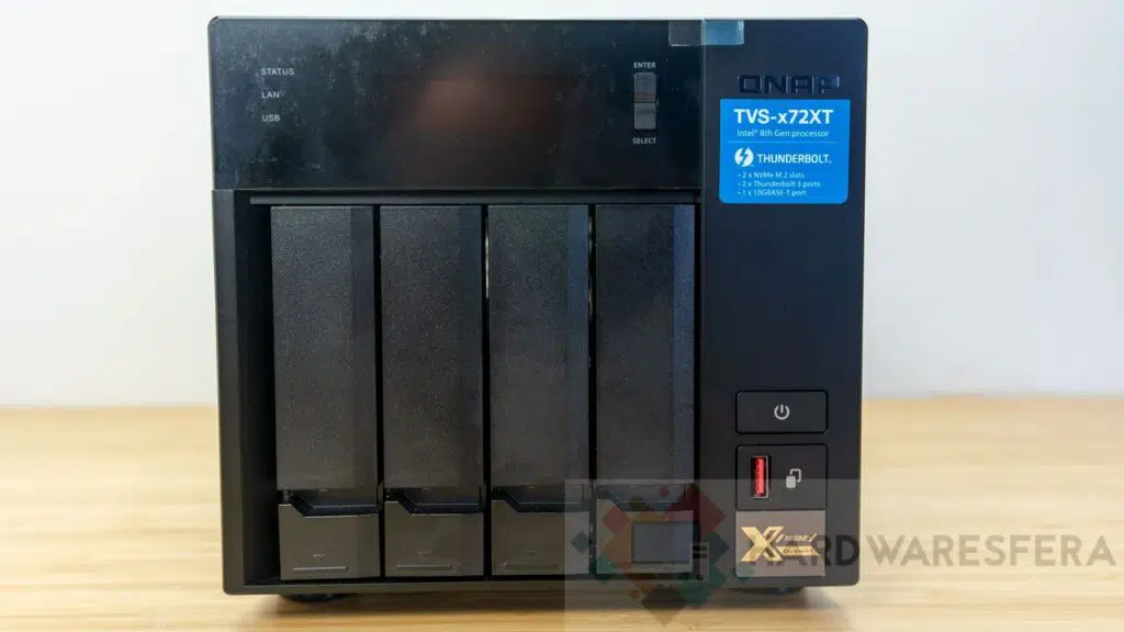 QNAP TVS-x72xt+