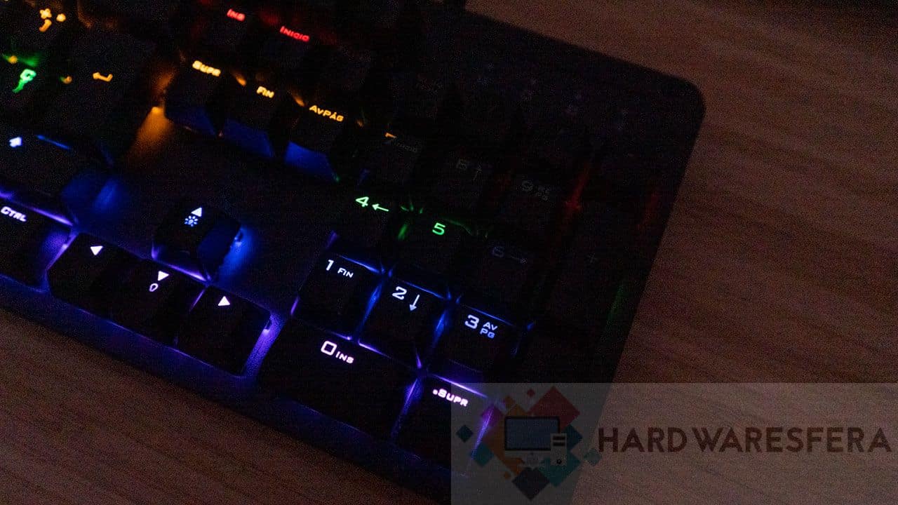 Teclado mecanico TRUST GXT 863 Mazz