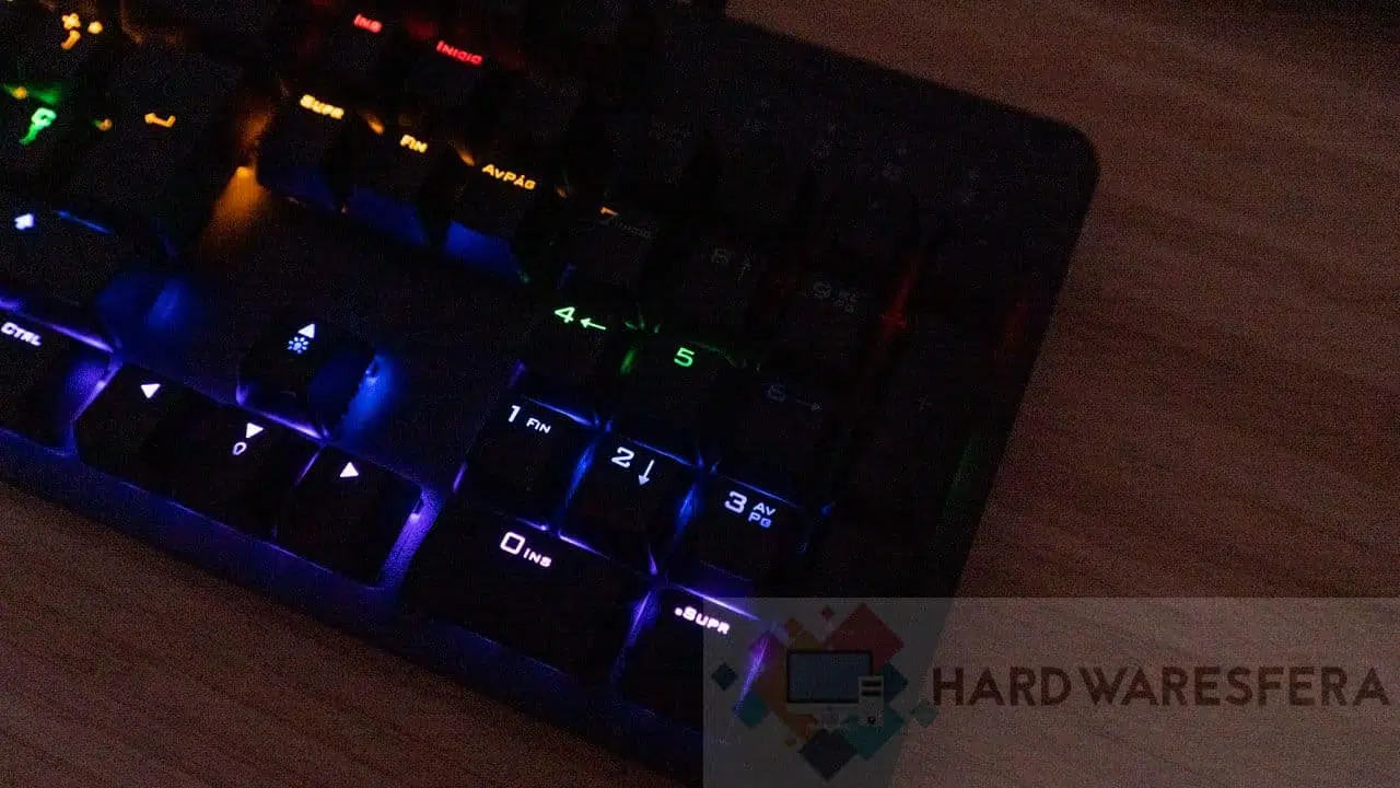 Teclado mecanico TRUST GXT 863 Mazz