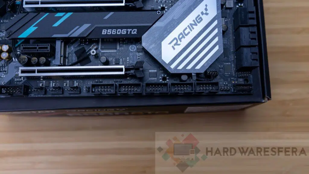 placa base BIOSTAR B560GTQ Racing