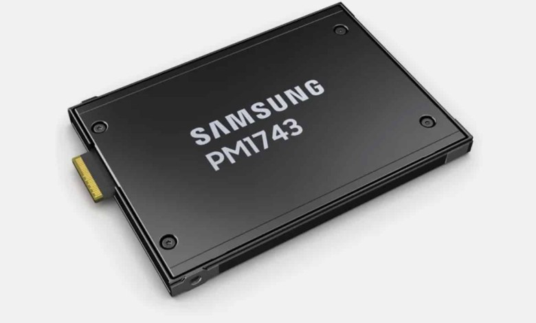 PM1743 samsung ssd emrpesarial sapphire rapids nand flash