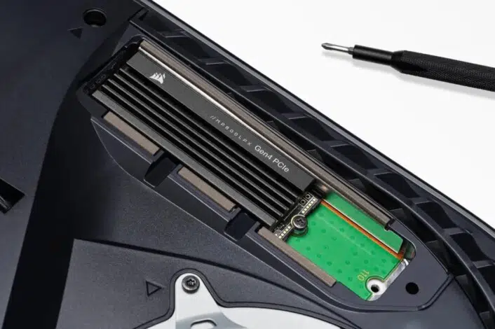 MP600 Pro LPX ssd ps5 corsair disipador