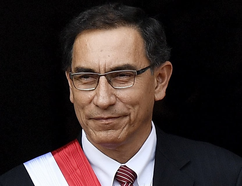 martin vizcarra mi bebito fiu fiuu fiuuu cancion meme expresidente presidente peru