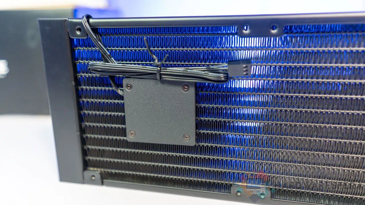 Radiador de la refrigeración líquida T-FORCE SIREN GD240E ARGB refrigeracion liquida