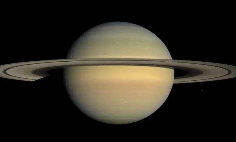 saturno luna lunas