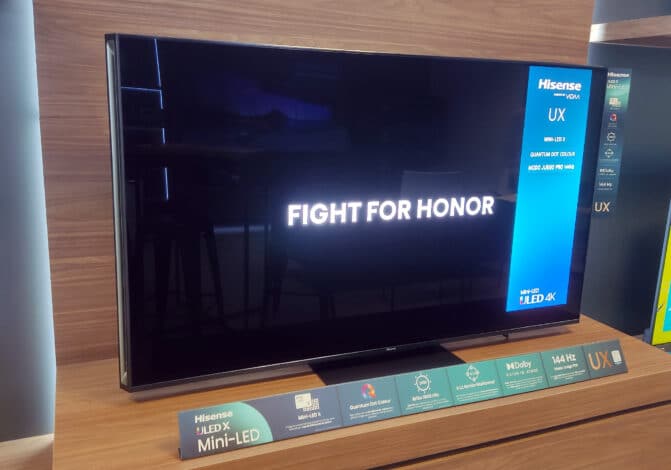 television 65UXKQ hisense